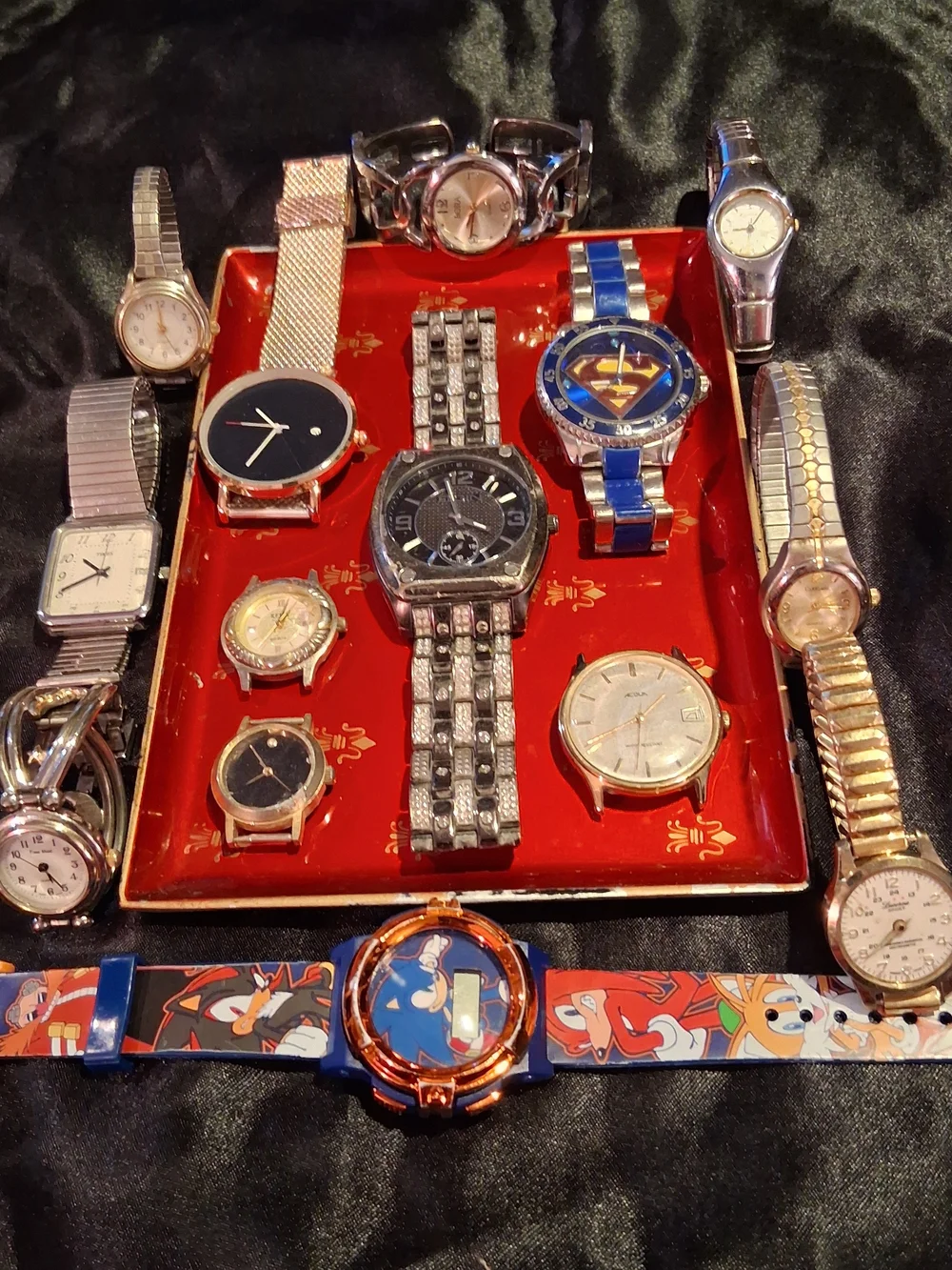 Mixed Lot of Wrist Watches - Assorted Colors - Picture 1 of 6